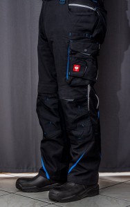 A munkásnadrág kényelmi és biztonsági okokból is javallott